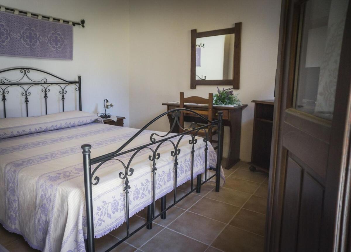 Albergo Diffuso Il Mandorlo Baressa Buitenkant foto