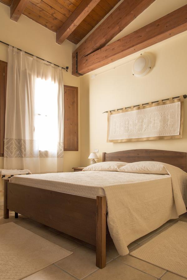 Albergo Diffuso Il Mandorlo Baressa Kamer foto
