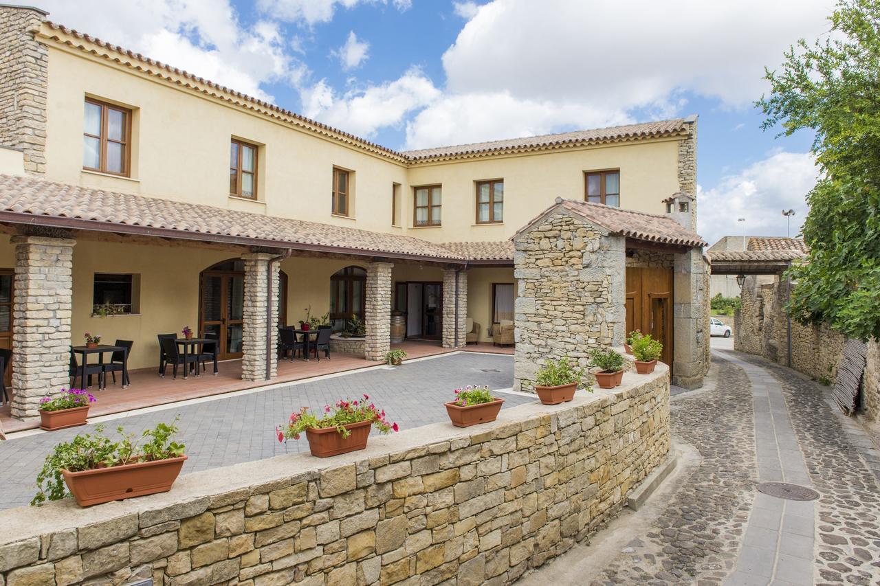 Albergo Diffuso Il Mandorlo Baressa Buitenkant foto
